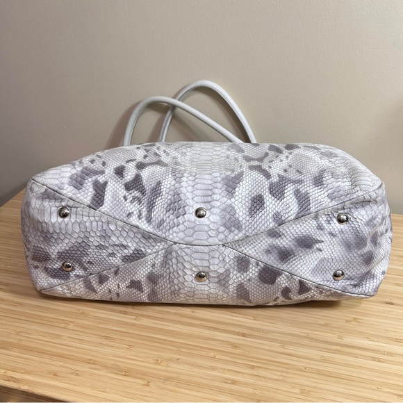 Cavalcanti Elegant White and Gray Women's Leather Tote Bag - Picture 2 of 11